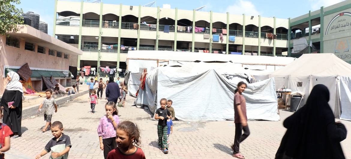 Many displaced people in Gaza have found shelter in UNRWA schools.