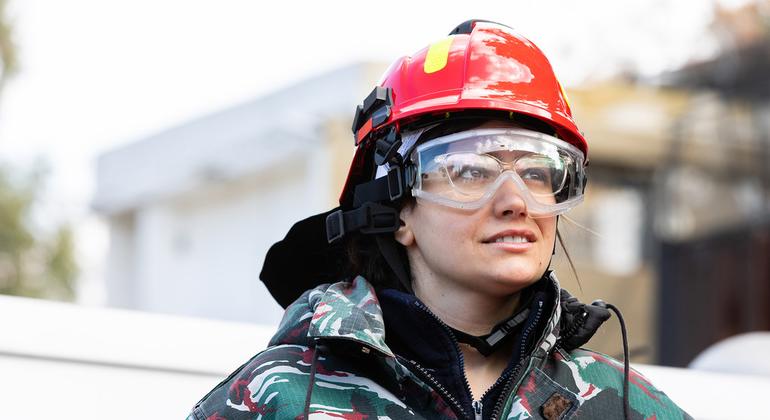 Layal, a Firefighter from Lebanon.