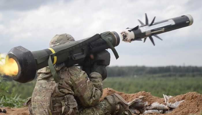 A soldiers fires a  Javelin anti-tank missile during a drill. — US Army/File