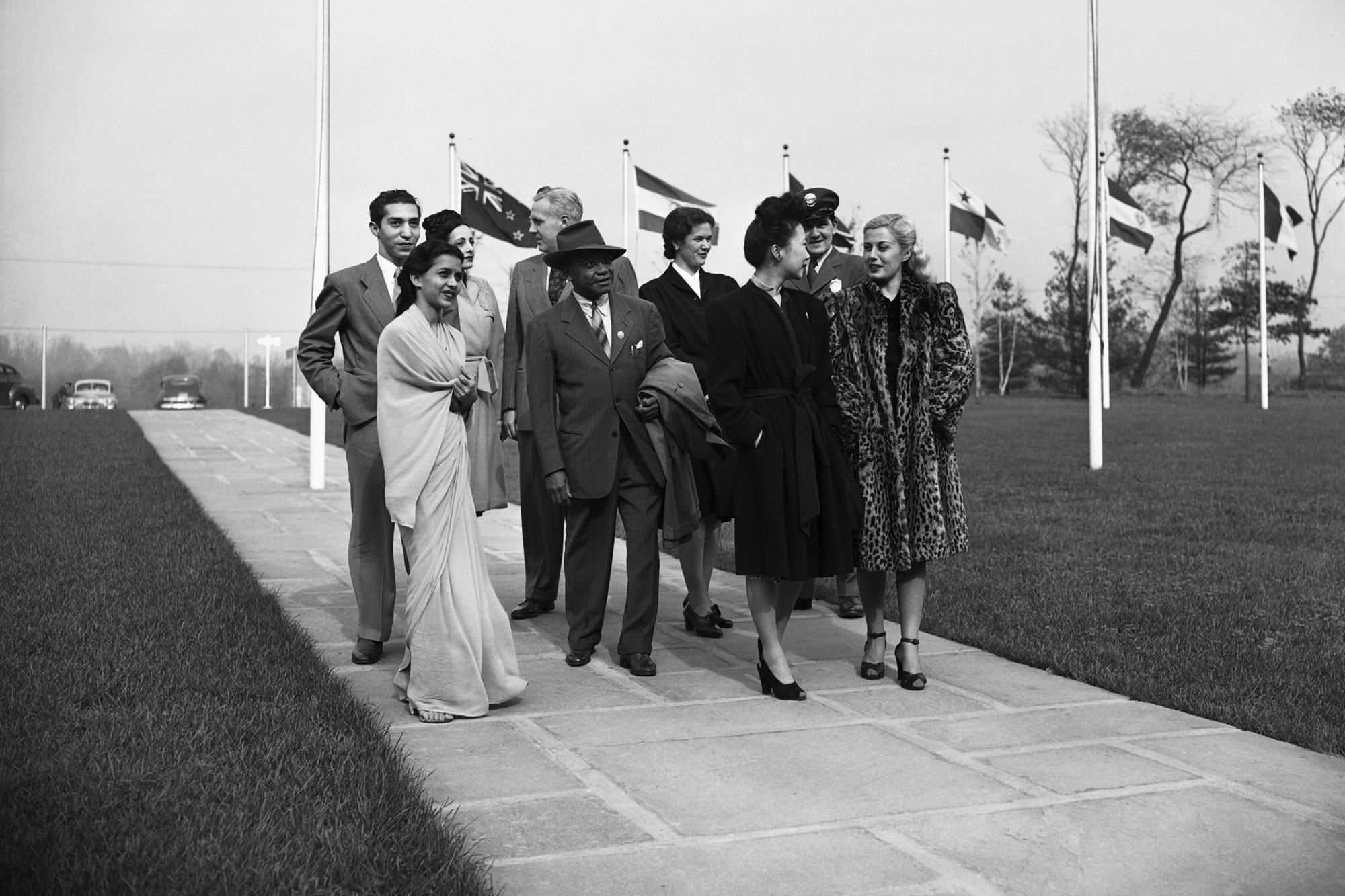 United Nations staff arrive at Lake Success in October 1946.