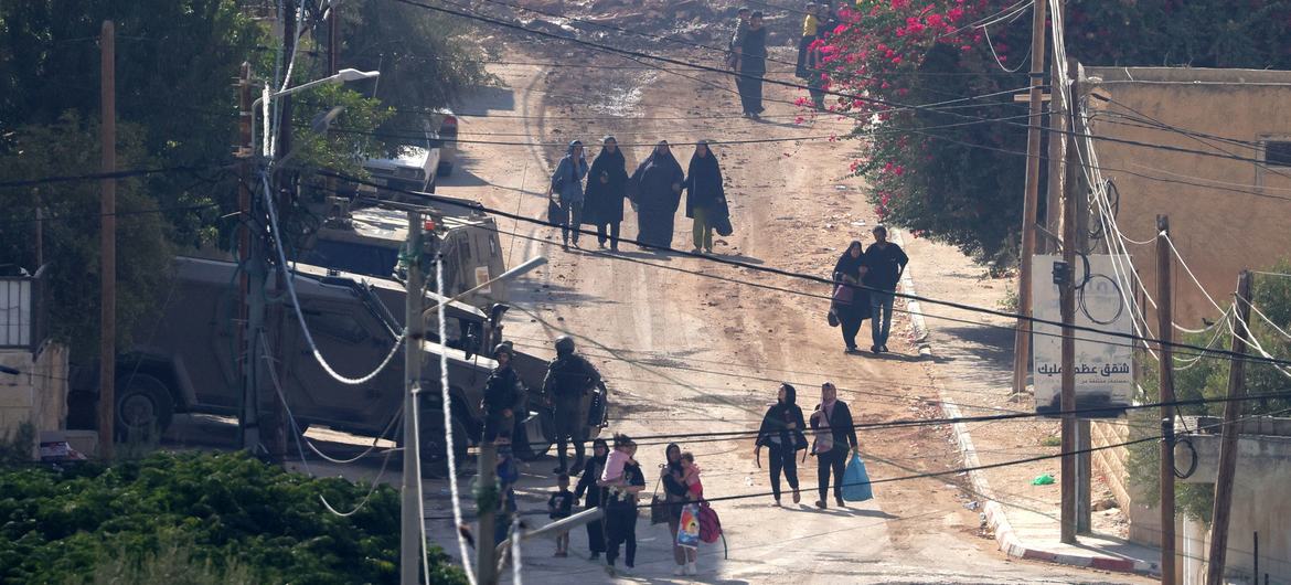 Families flee their homes in the West Bank, due to the ongoing escalation of violence. (file)